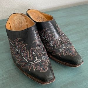 Black Charlie 1 Horse Mules
